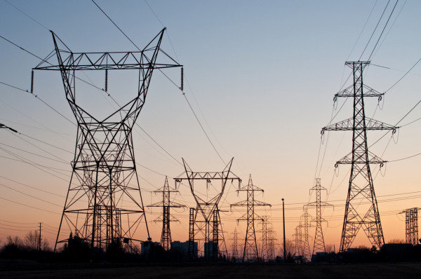 depositphotos_3936429-stock-photo-electrical-transmission-towers-electricity-pylons