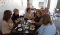 A protesta das familias do IES Val Miñor chega ao Parlamento Galego