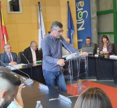 Intervenci&oacute;n de Xavier Rodr&iacute;guez ante o pleno do Concello de Nigr&aacute;n